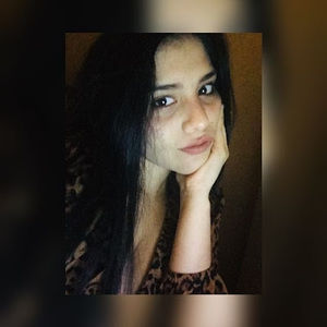 Meet your Posher, Brecia elena